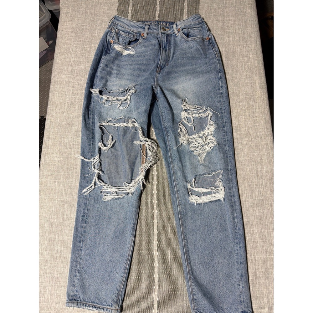 American Eagle Outfitters Womens Jeans Highest Rise Mom Jean Distressed Size 6